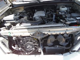 2004 LEXUS GX470 SILVER 4.7 AT 4WD Z20037